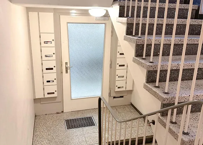 Fancy With 4k Tv For 3 People And 2 People Sleep Couch - Includes Kitchen Lejlighed